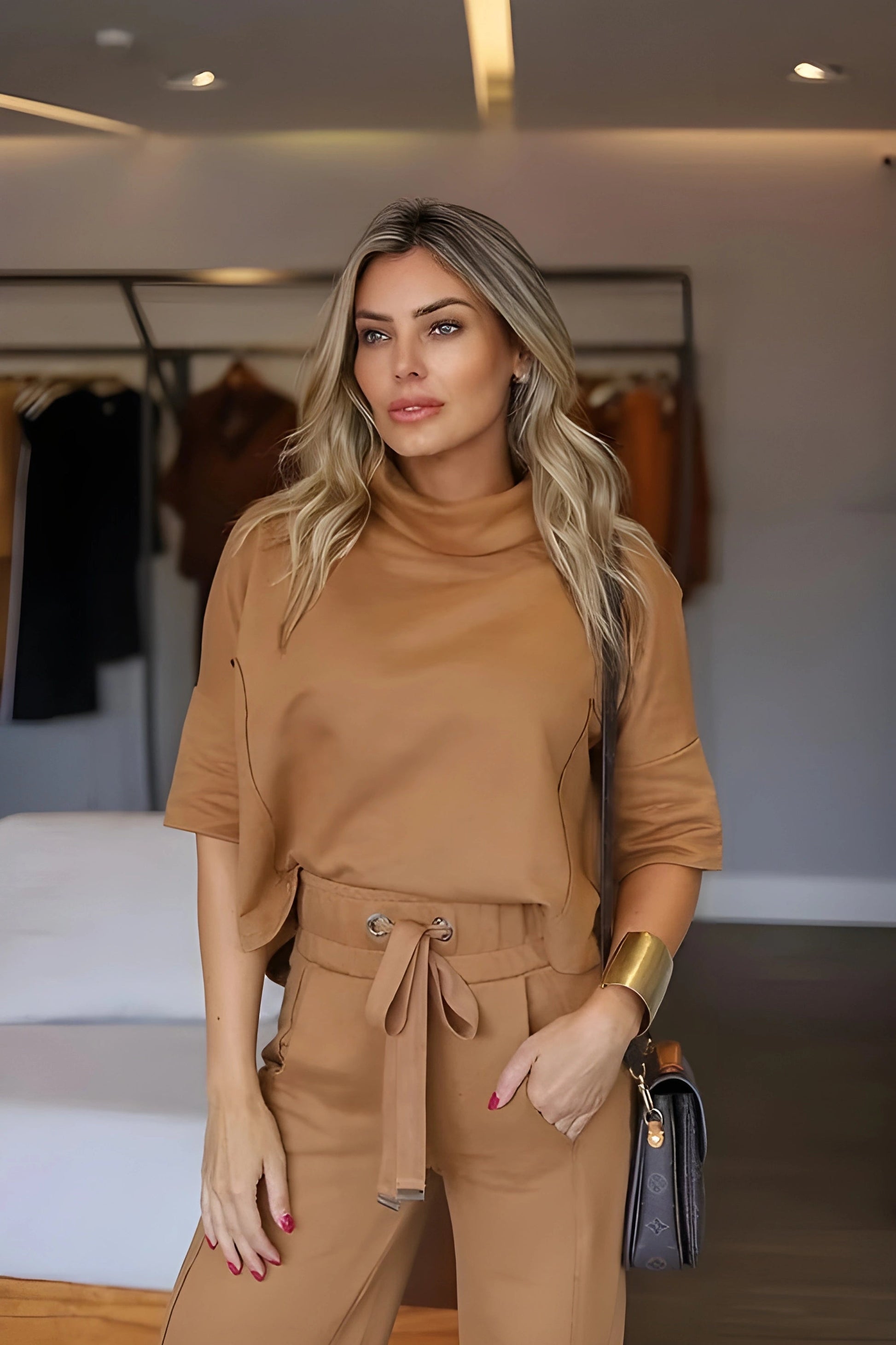 Conjunto Serena Camel — Imagen 10 — Modazzy México
